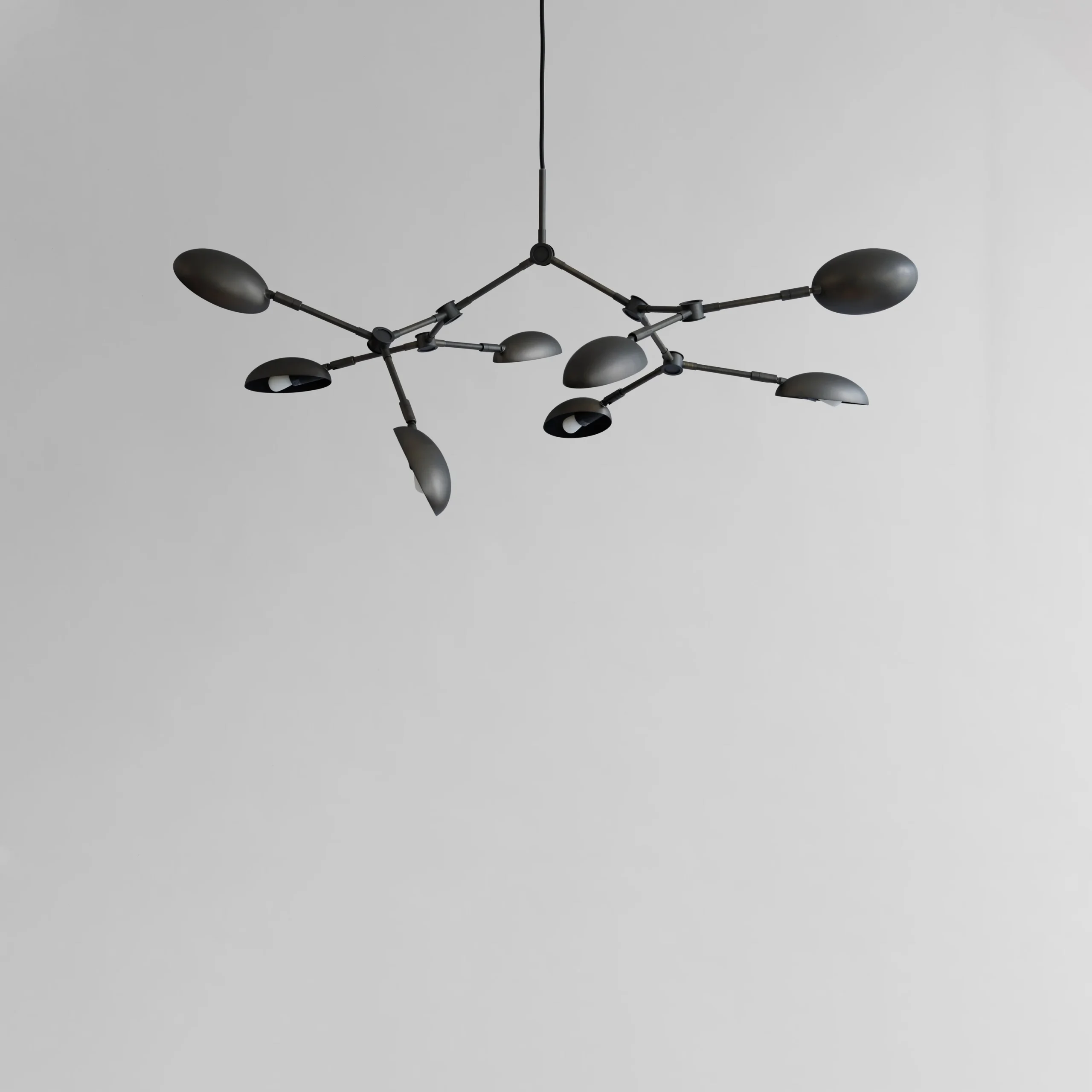 18299324_249006_Drop_Chandelier_Mini_-_Bronze Pakabinamas šviestuvas DROP 8 bronzinės spalvos - Image 1