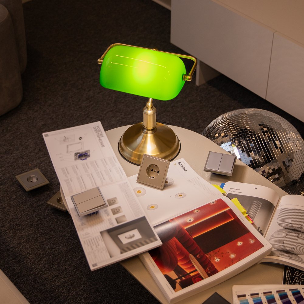 interior_Z153_TL_01_BS_low